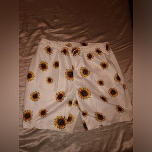 Sunflower Print Men's Shorts